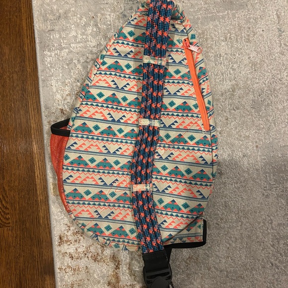 KAVU Geometric Sling Bag with Teal and Coral - Picture 2 of 4
